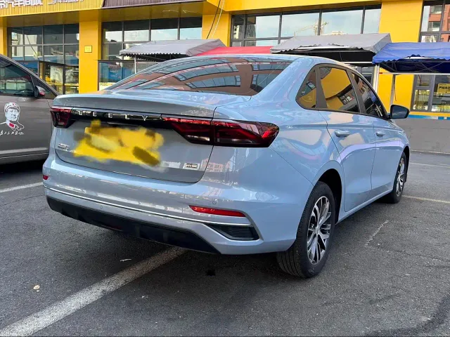 Geely Emgrand — Фото автомобиля 2