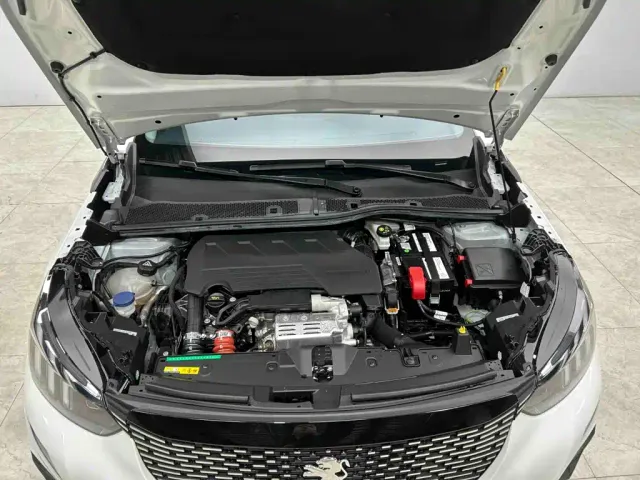 Peugeot 2008 — Фото автомобиля 25