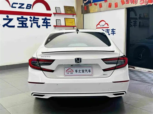 Honda Accord — Фото автомобиля 7