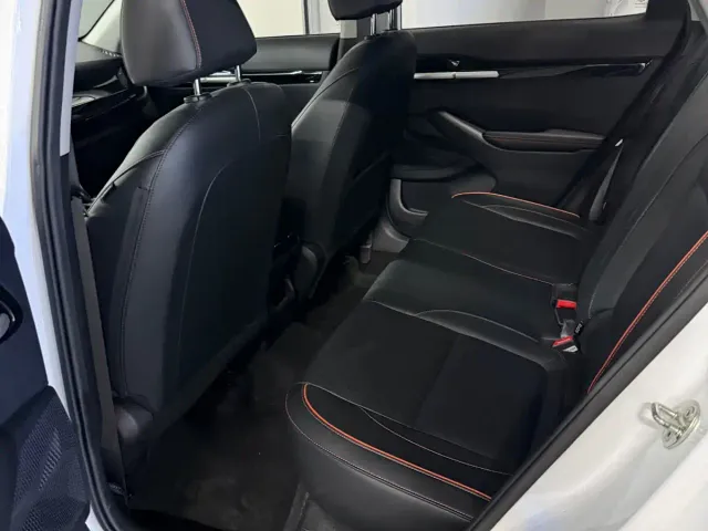 Kia Seltos — Фото автомобиля 3