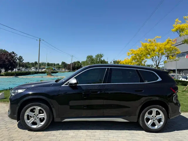 BMW X1 — Фото автомобиля 5