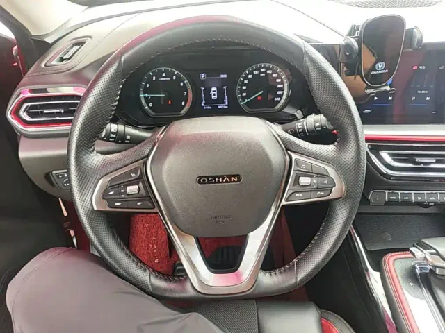 Changan Oushang X5 — Фото автомобиля 10