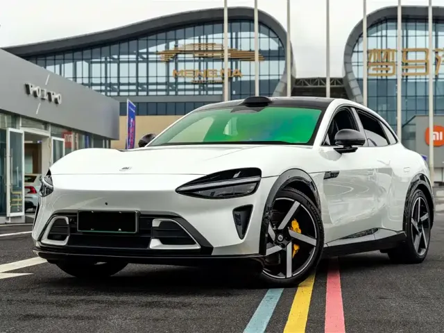 Фотография автомобиля — Xiaomi YU7