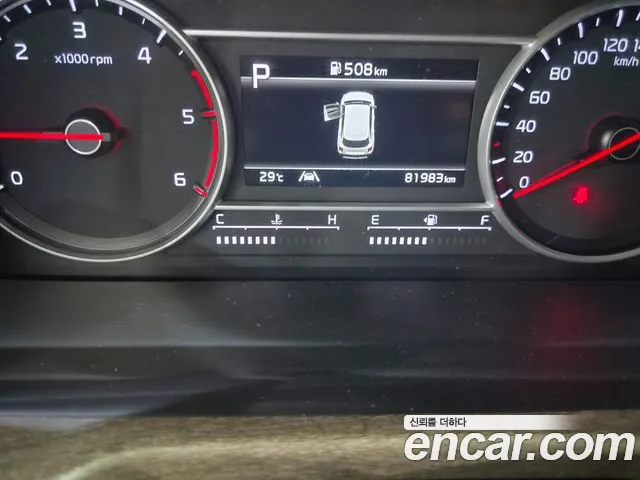 Kia Sorento Sorento 4-е поколение Дизель 2.2 2WD — Фото автомобиля 8