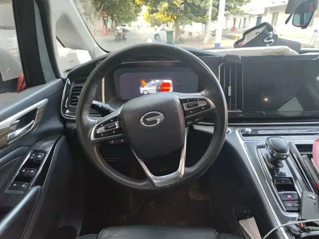 GAC Trumpchi M8 — Фото автомобиля 11