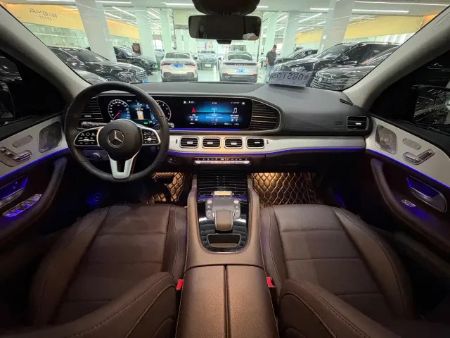 Mercedes-Benz GLE-Class — Фото автомобиля 9