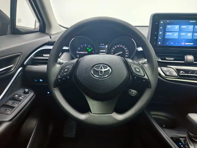 Toyota IZOA — Фото автомобиля 18
