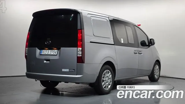 Hyundai Staria Staria L3.5 Карго 5 мест — Фото автомобиля 2