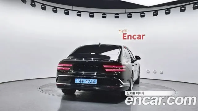 Genesis G80 Electrified G80 (RG3) — Фото автомобиля 4
