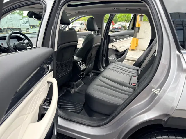 Geely Xingyue L — Фото автомобиля 11