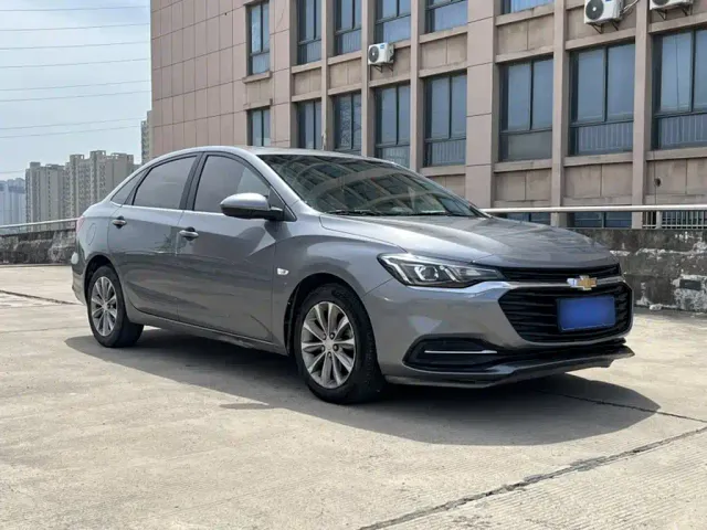 Chevrolet Monza — Фото автомобиля 10