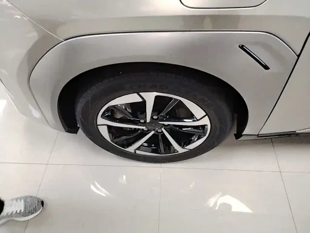 GAC Aion Y — Фото автомобиля 22