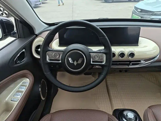 Wuling Bingo — Фото автомобиля 10