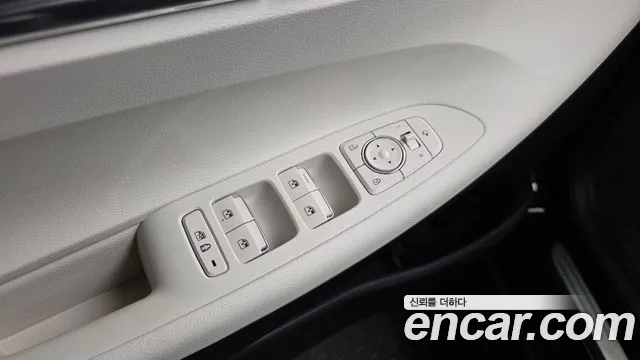 Hyundai Grandeur — Фото автомобиля 24