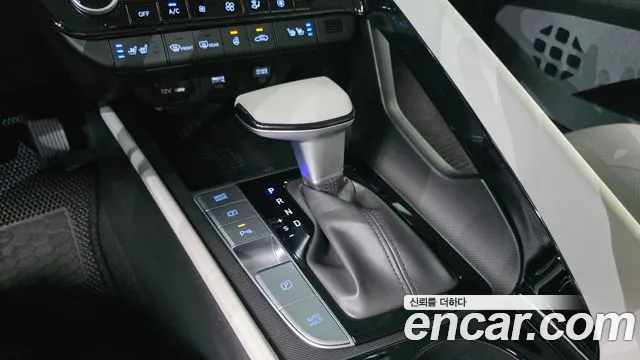 Hyundai Avante CN7 — Фото автомобиля 9