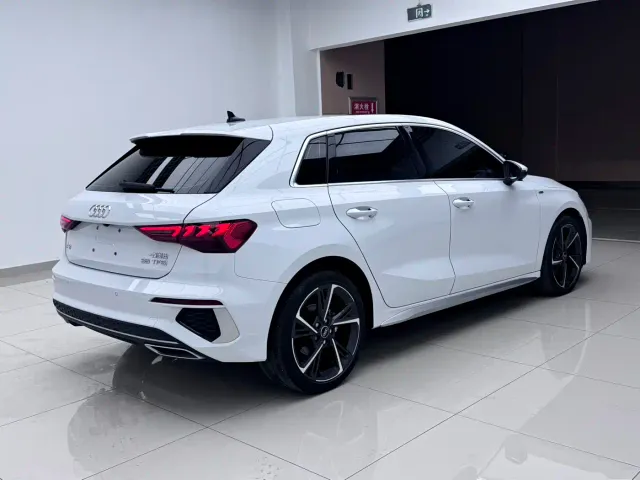 Audi A3 — Фото автомобиля 6