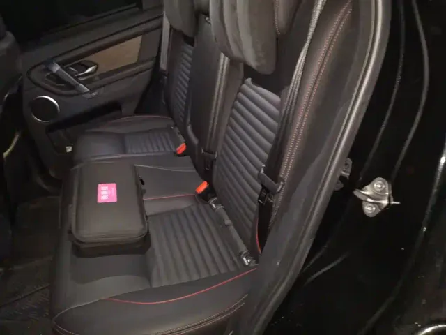 Land Rover Discovery Sport — Фото автомобиля 13