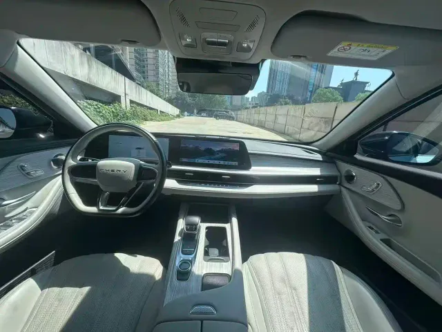 Chery Fulwin A8 — Фото автомобиля 5