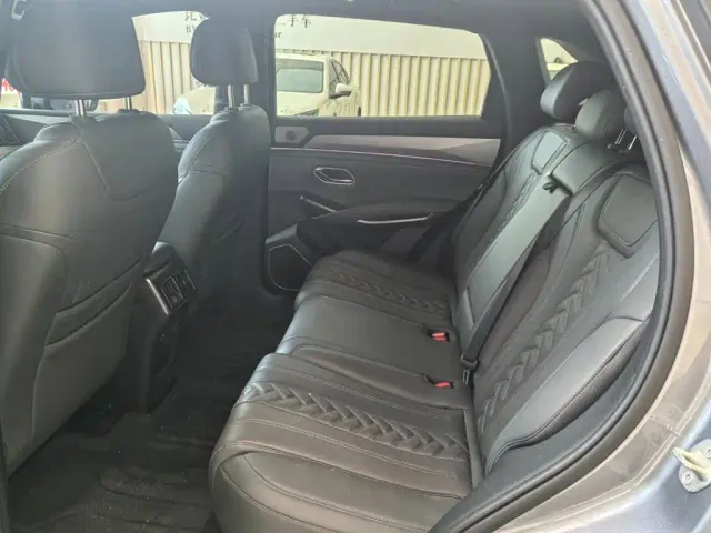 BYD Song L DM-i — Фото автомобиля 8