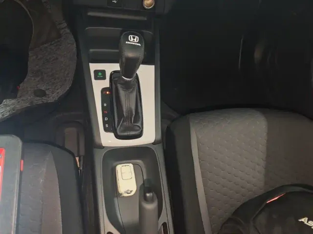 Honda Fit — Фото автомобиля 13
