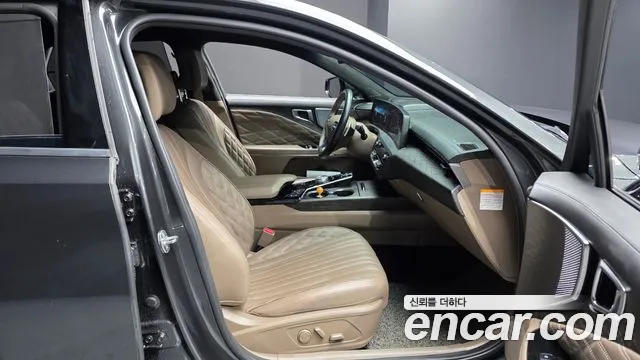 Kia K8 Hybrid — Фото автомобиля 11