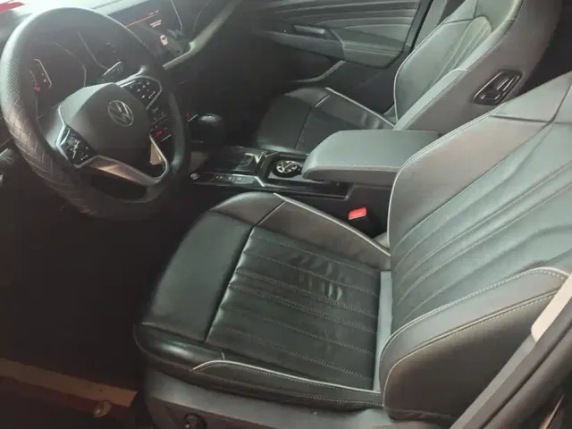 Volkswagen Passat — Фото автомобиля 9
