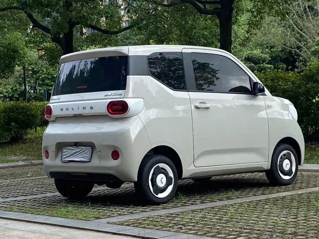 Wuling Hongguang Mini EV — Фото автомобиля 19