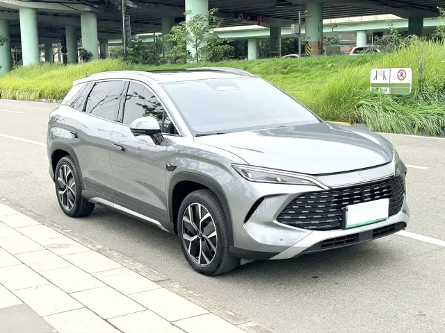 BYD Song L DM-i — Фото автомобиля 3