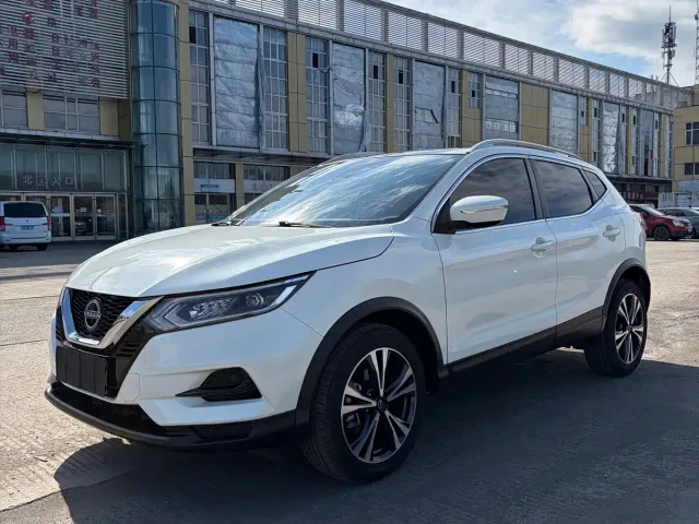 Фотография автомобиля — Nissan Qashqai