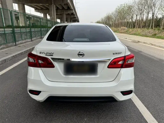 Nissan Sylphy — Фото автомобиля 10