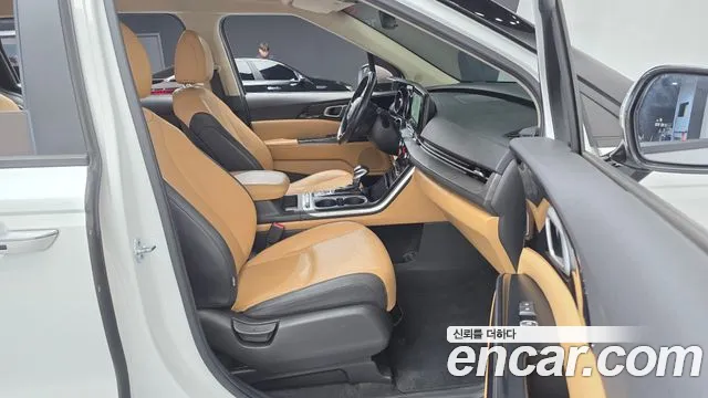 Kia Canival Carnival 4 поколение Дизель 9 мест Prestige — Фото автомобиля 10