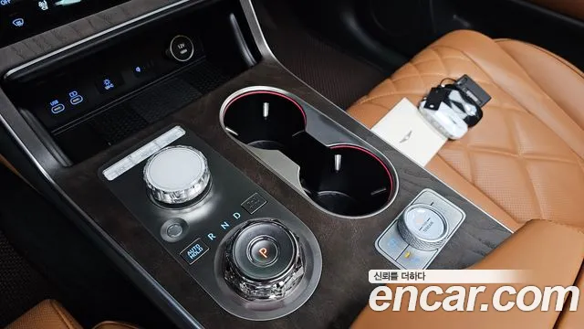 Genesis GV80 — Фото автомобиля 12