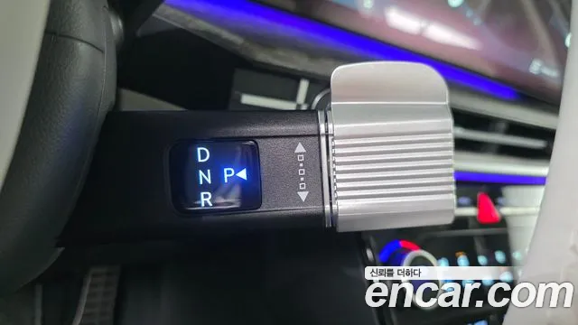 Hyundai Santa Fe MX5 — Фото автомобиля 12