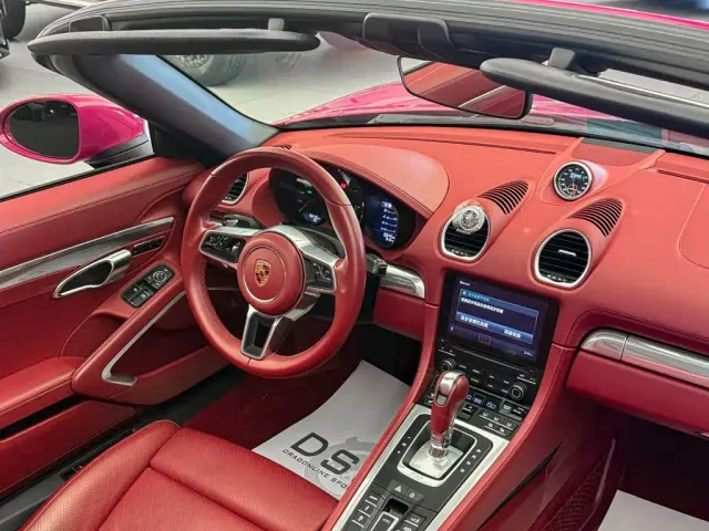 Porsche 718 — Фото автомобиля 14