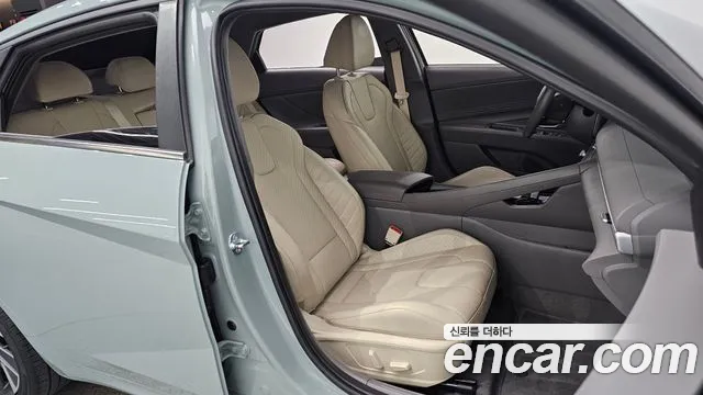 Hyundai AVANTE Новый Avante (CN7) — Фото автомобиля 11