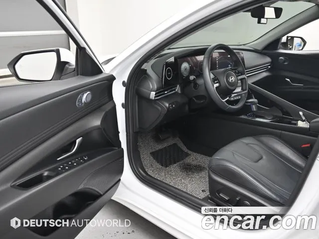 Hyundai Avante CN7 — Фото автомобиля 11