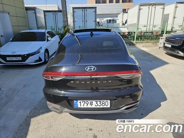 Hyundai Grandeur New — Фото автомобиля 4