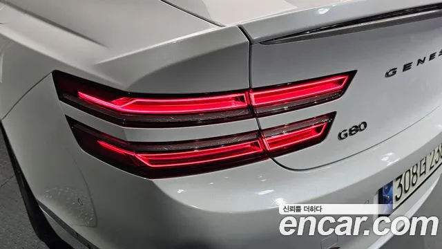 Genesis G80 Бензин 2.5 турбо 2WD — Фото автомобиля 23