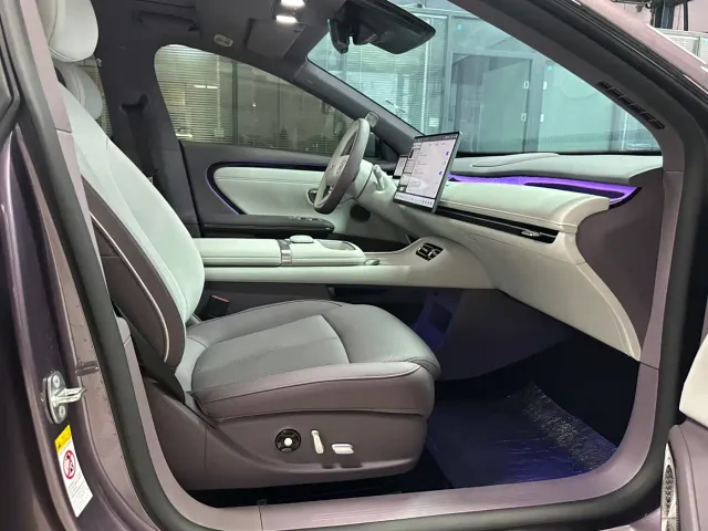 Changan Qiyuan A06 — Фото автомобиля 14