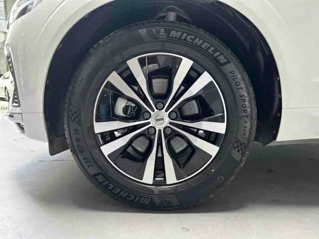 Volvo Volvo XC60 2024 B5 AWD Zhiyi Luxury Edition — Фото автомобиля 3
