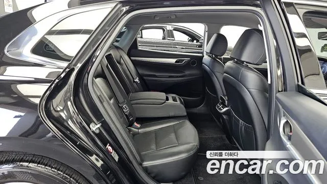 Hyundai Grandeur New — Фото автомобиля 18