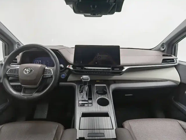 Toyota Granvia — Фото автомобиля 5