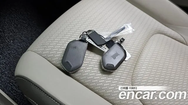 Kia Carnival Generation 4 — Фото автомобиля 16