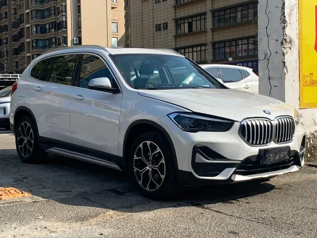 BMW X1 — Фото автомобиля 12