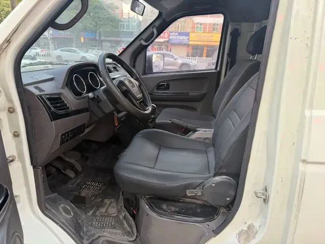 Dongfeng Yufeng Yufeng EM26 — Фото автомобиля 9