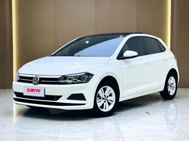 Фотография автомобиля — Volkswagen Polo