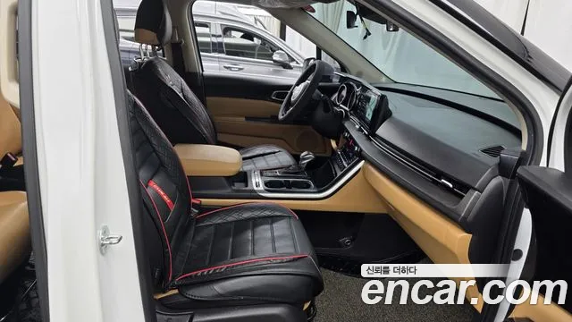 Kia Canival Carnival 4 поколение 9 мест Prestige — Фото автомобиля 24