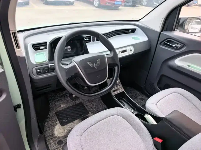 Wuling Hongguang Mini EV — Фото автомобиля 9