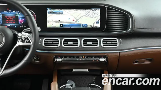 Mercedes-Benz GLE-Class — Фото автомобиля 14