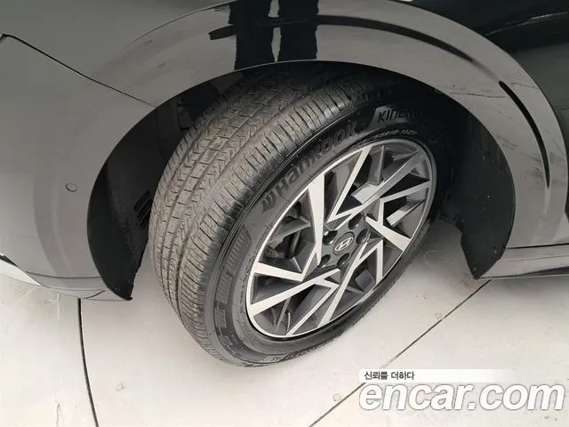 Hyundai Grandeur GN7 — Фото автомобиля 20